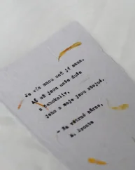 Knizni citát od Emily Brontë  | Upcyklovaný ruční papír