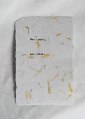 Minimalistický motivační citát „Bez dramat“ | Upcyklovaný ruční papír