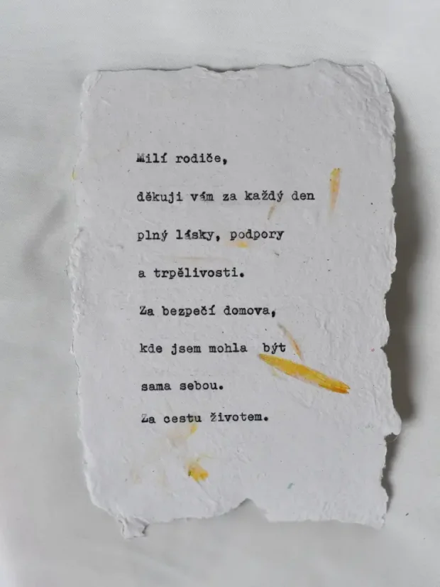 Střední text 31-60 slov (personalizovaný) | Upcyklovaný ruční papír A6