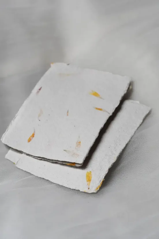 Ruční papír A7 I Upcyklovaný