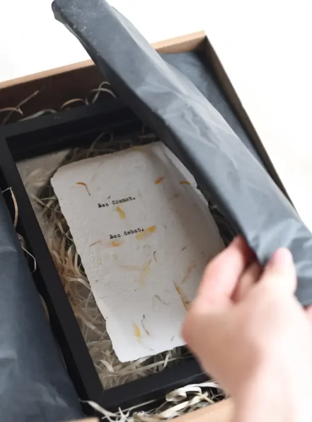 Dárkové balení (vhodné pro rámeček) - Text: Vlastní text (+50 Kč)